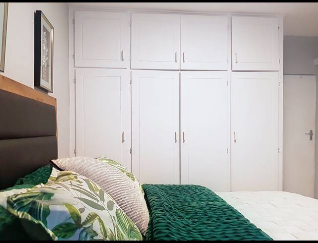 2 BEDROOM SECTIONAL TITLE FOR SALE IN SCOTTBURGH CENTRAL